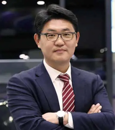 Chulwoo Moon